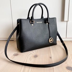EUC Michael Kors black Carmille bag